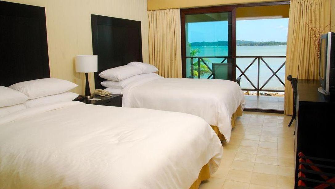 Playa Tortuga Hotel And Beach Resort Bocas Town Kültér fotó
