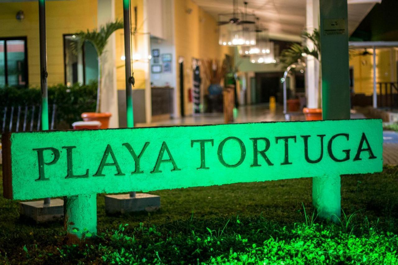 Playa Tortuga Hotel And Beach Resort Bocas Town Kültér fotó