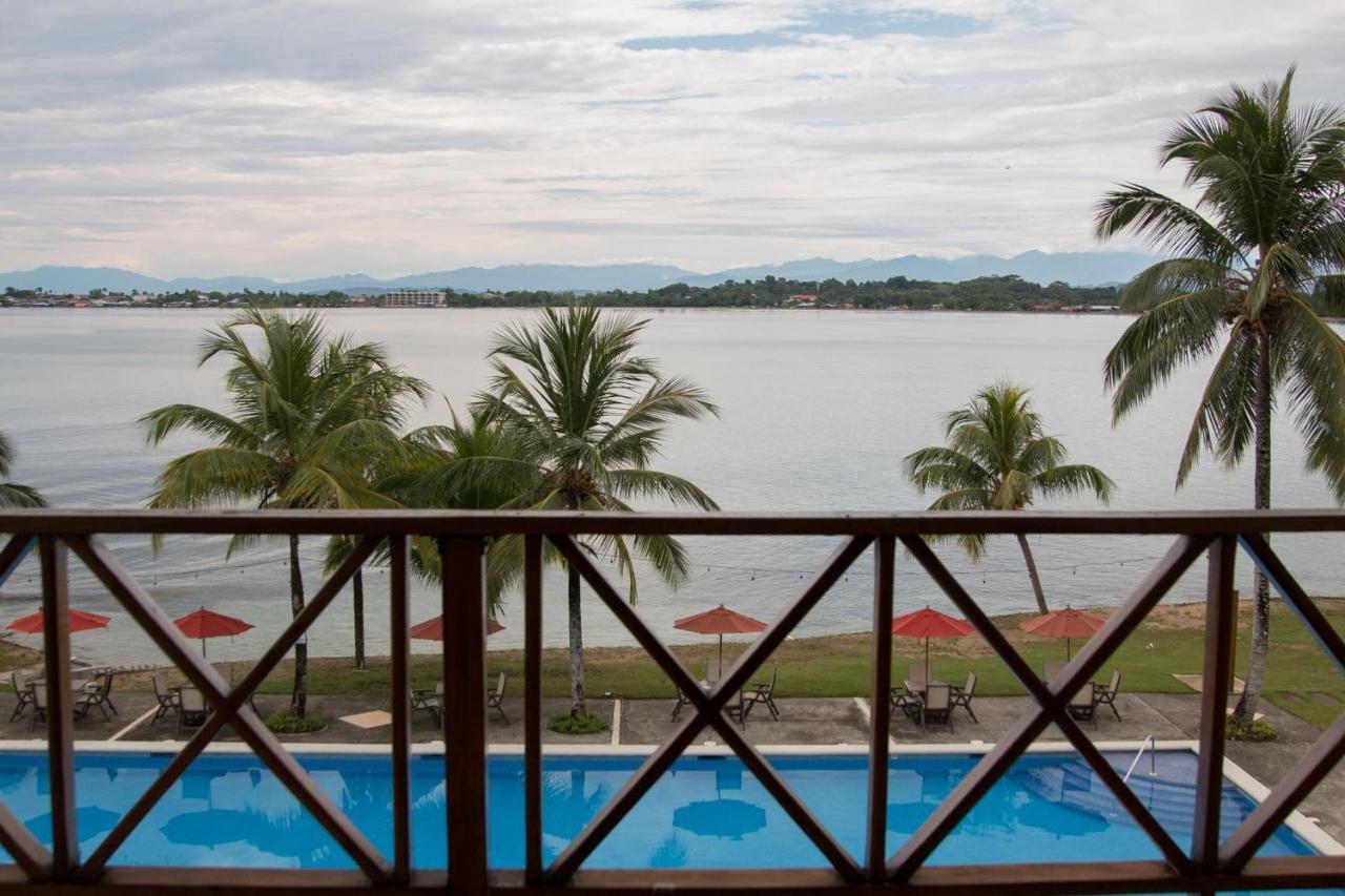 Playa Tortuga Hotel And Beach Resort Bocas Town Kültér fotó