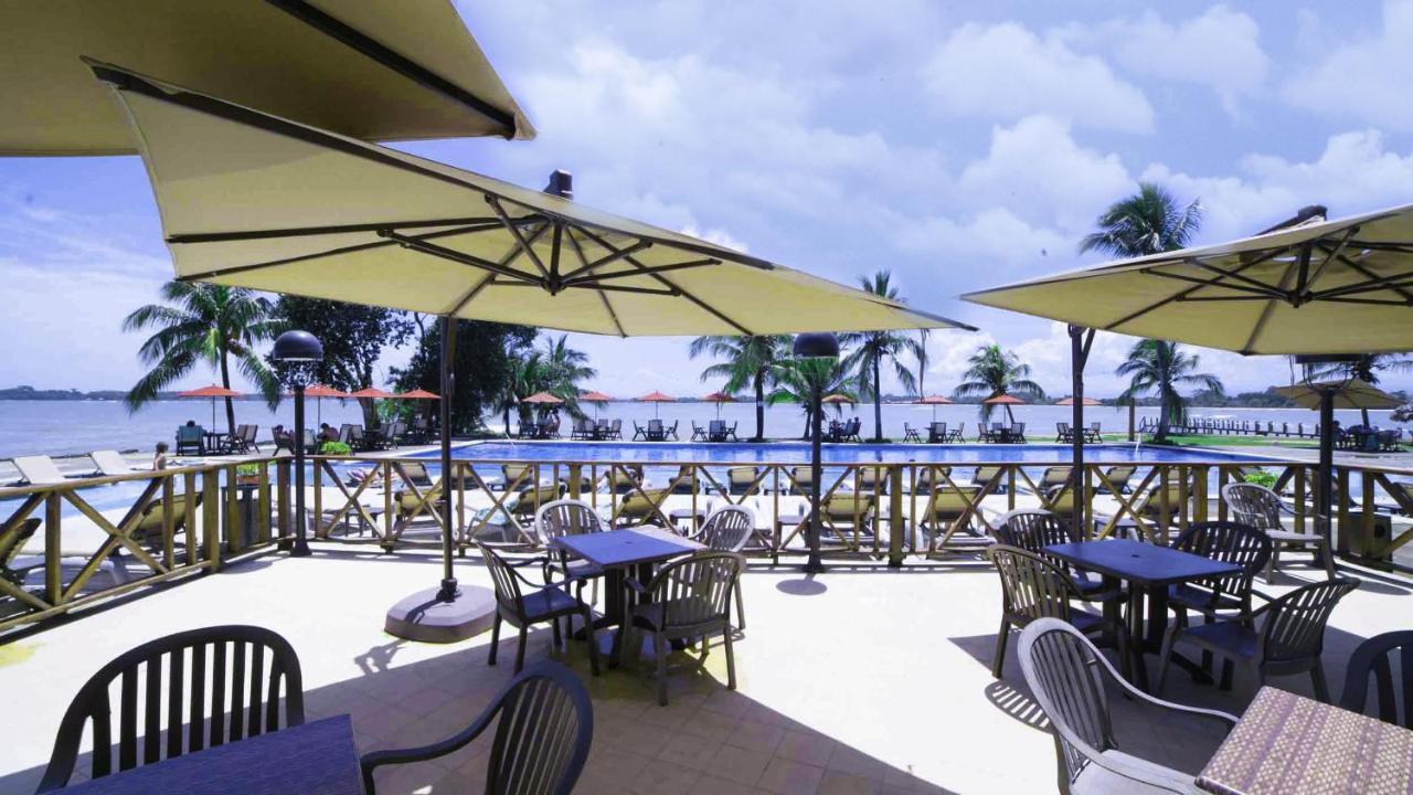 Playa Tortuga Hotel And Beach Resort Bocas Town Kültér fotó