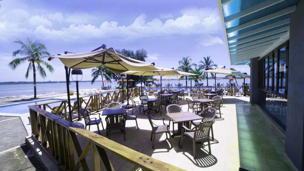 Playa Tortuga Hotel And Beach Resort Bocas Town Kültér fotó